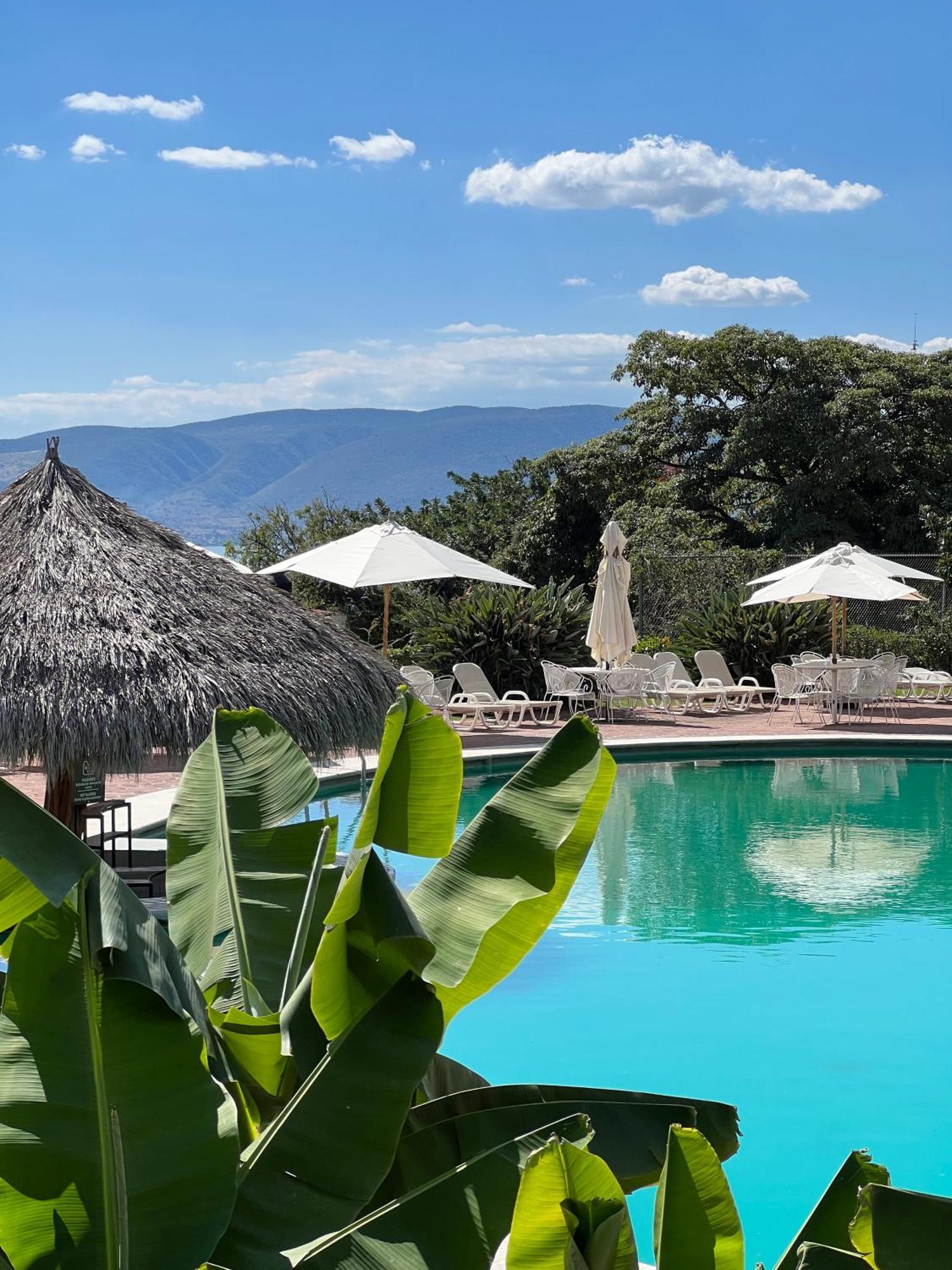 Mama Chuy Hotel & Villas ซาน ฮวน โกซาลา ภายนอก รูปภาพ
