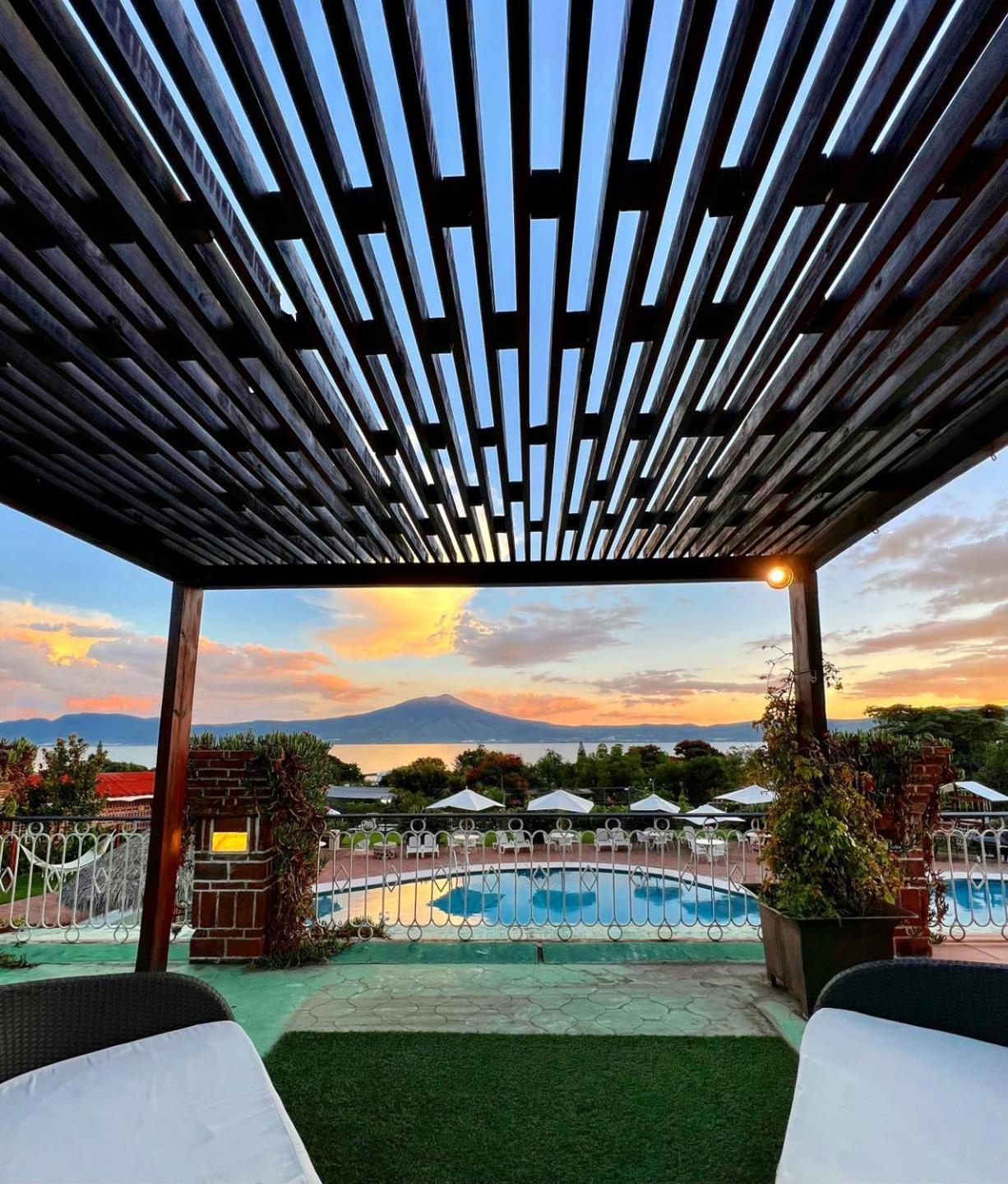 Mama Chuy Hotel & Villas ซาน ฮวน โกซาลา ภายนอก รูปภาพ