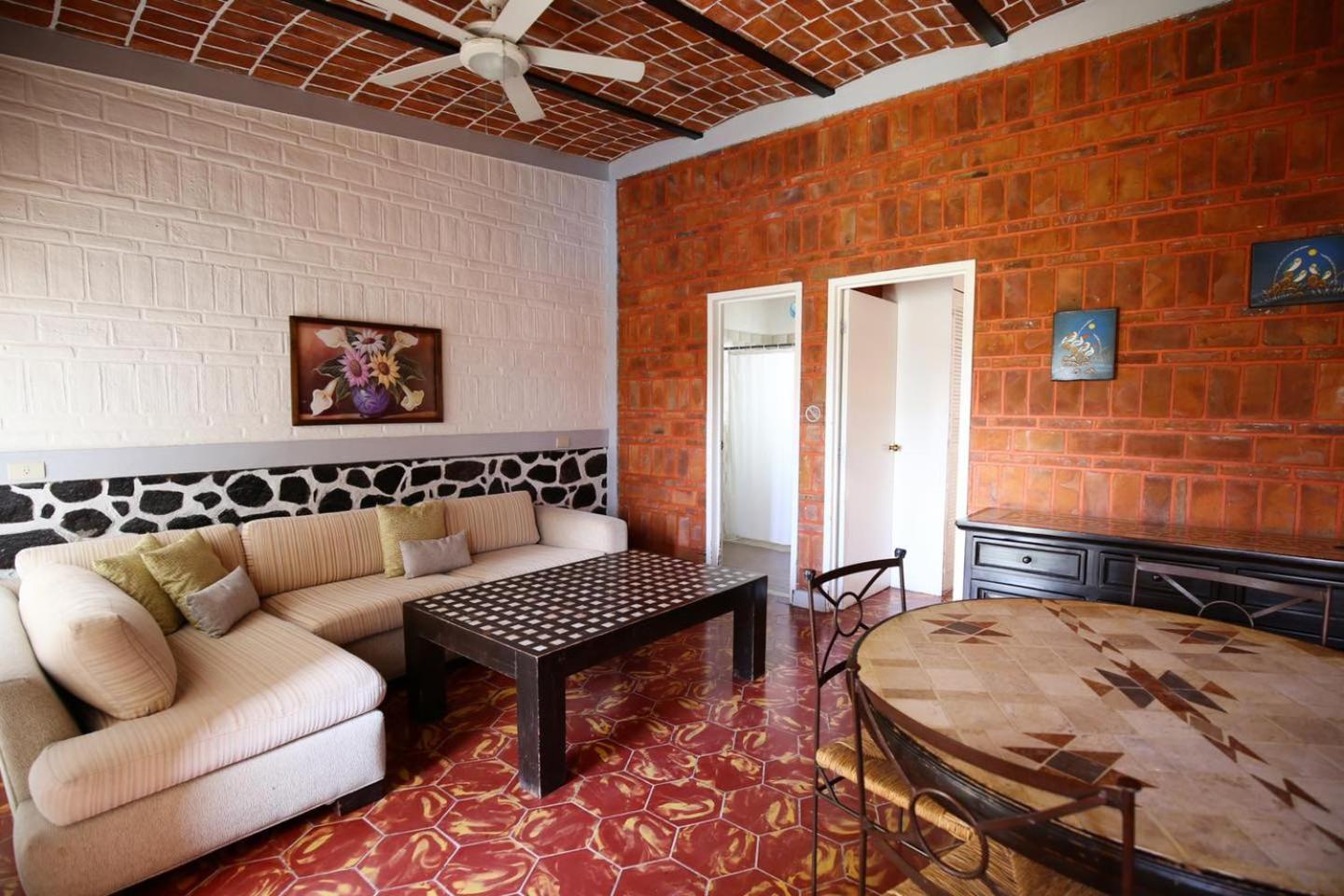 Mama Chuy Hotel & Villas ซาน ฮวน โกซาลา ภายนอก รูปภาพ