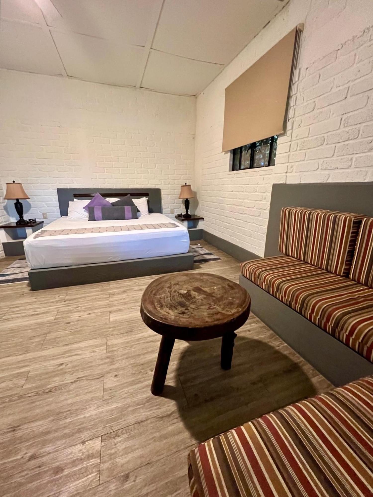 Mama Chuy Hotel & Villas ซาน ฮวน โกซาลา ภายนอก รูปภาพ